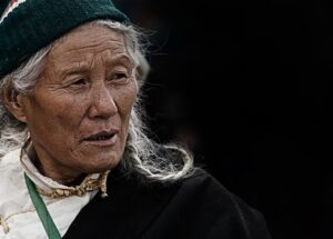 シワ改善のための自宅ケア方法を他と比較するとどれが効果的？